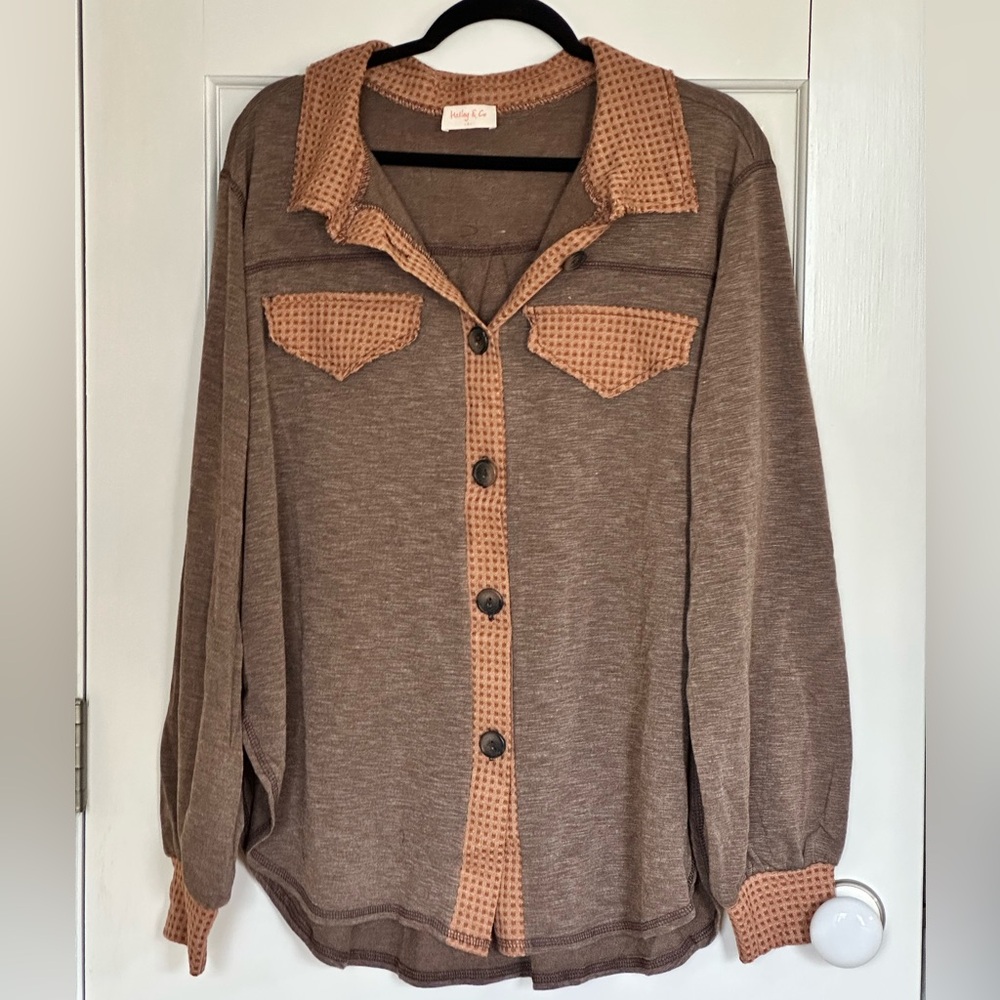 NWOT Hailey & Co. Brown Knit Button-Up Shirt with Patterned Trim - size L